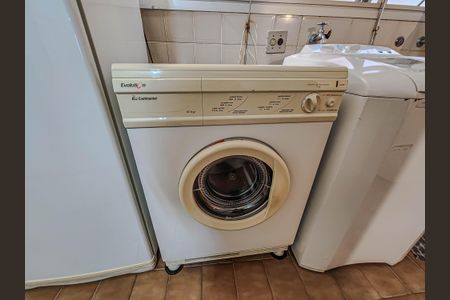 Apartamento para alugar com 74m², 2 quartos e 1 vagaÁrea de Serviço