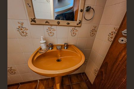 Banheiro de apartamento para alugar com 2 quartos, 74m² em Vila Formosa, Jacareí