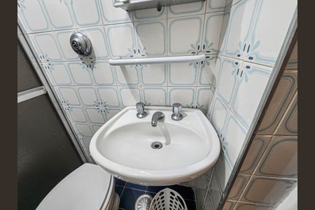 Apartamento para alugar com 73m², 2 quartos e sem vagaBanheiro Social