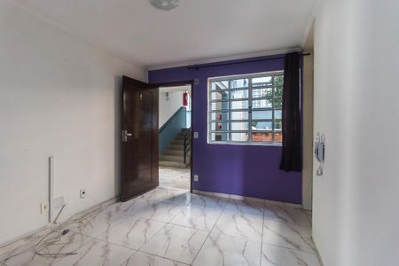 Sala de apartamento para alugar com 2 quartos, 42m² em Vila Perracini, Poá