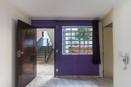 Sala de apartamento para alugar com 2 quartos, 42m² em Vila Perracini, Poá