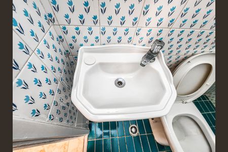 Banheiro Social de apartamento para alugar com 2 quartos, 80m² em Jardim Dora, Jacareí