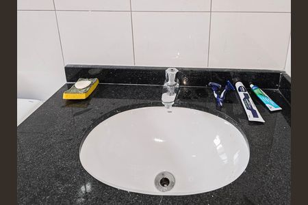 Banheiro Social de apartamento para alugar com 2 quartos, 75m² em Residencial Sao Paulo, Jacareí
