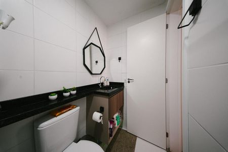 Apartamento para alugar com 28m², 1 quarto e sem vaga Apartamento para alugar com 28m², 1 quarto e sem vagaBanheiro da Suíte