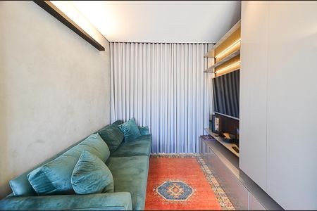 Sala de TV de apartamento à venda com 3 quartos, 135m² em Serra, Belo Horizonte