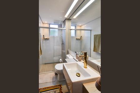 Apartamento à venda com 135m², 3 quartos e 2 vagas Apartamento à venda com 135m², 3 quartos e 2 vagasBanheiro Social