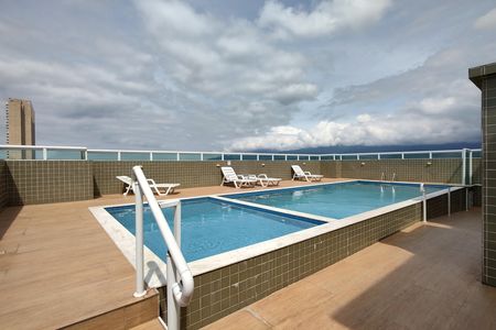 Apartamento para alugar com 83m², 3 quartos e 2 vagas Apartamento para alugar com 83m², 3 quartos e 2 vagasÁrea comum - Piscina