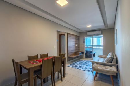 Sala de apartamento para alugar com 3 quartos, 83m² em Nova Mirim, Praia Grande