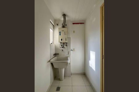 Apartamento para alugar com 69m², 2 quartos e 1 vagaÁrea de Serviço