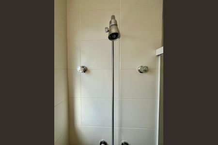 Banheiro de apartamento para alugar com 2 quartos, 69m² em Jardim Nova Europa, Campinas