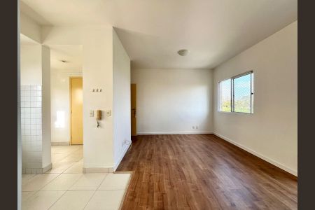 Sala de apartamento para alugar com 2 quartos, 69m² em Jardim Nova Europa, Campinas