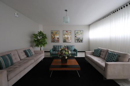 Apartamento para alugar com 90m², 1 quarto e 1 vagaHall social