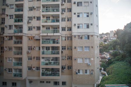 Apartamento para alugar com 78m², 2 quartos e 1 vagaQuarto 2 Vista