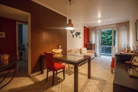 Sala de apartamento para alugar com 2 quartos, 78m² em Tijuca, Rio de Janeiro