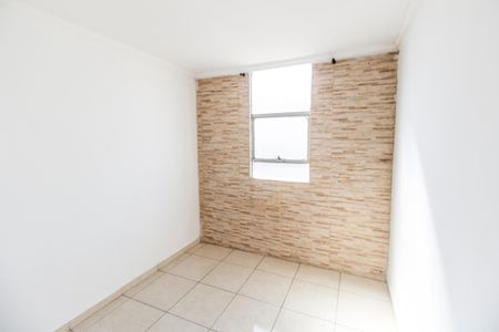 Quarto 1 de apartamento para alugar com 2 quartos, 50m² em Conjunto Habitacional Presidente Castelo Branco, Carapicuíba