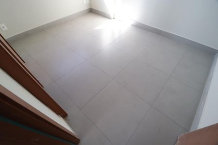 Apartamento para alugar com 77m², 2 quartos e 2 vagasQuarto 2 - Suíte