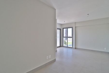 Apartamento para alugar com 77m², 2 quartos e 2 vagasSala