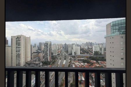 Apartamento à venda com 25m², 1 quarto e sem vaga Apartamento à venda com 25m², 1 quarto e sem vagaVaranda