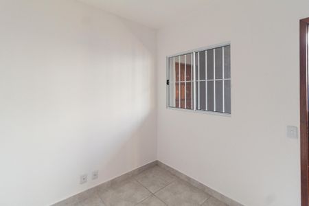 Sala de apartamento para alugar com 1 quarto, 35m² em Jardim Sao Pedro, Carapicuíba