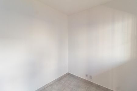 Sala de apartamento para alugar com 1 quarto, 35m² em Jardim Sao Pedro, Carapicuíba