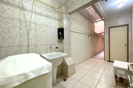 Apartamento à venda com 124m², 3 quartos e 1 vagaÁrea de Serviço
