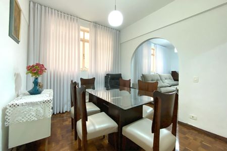 Apartamento à venda com 124m², 3 quartos e 1 vagaSala de jantar