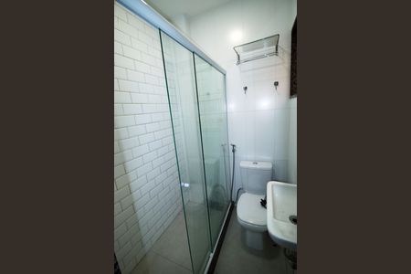Casa à venda com 80m², 2 quartos e 1 vagaBanheiro 1