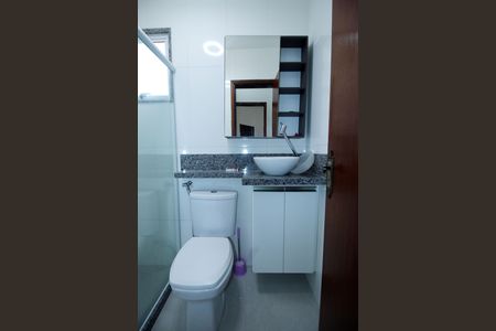 Casa à venda com 80m², 2 quartos e 1 vagaBanheiro 2