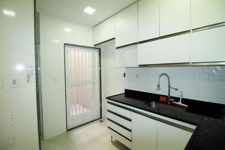 Cozinha de casa à venda com 2 quartos, 78m² em Irajá, Rio de Janeiro