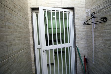 Casa à venda com 80m², 2 quartos e 1 vagaÁrea de Serviço