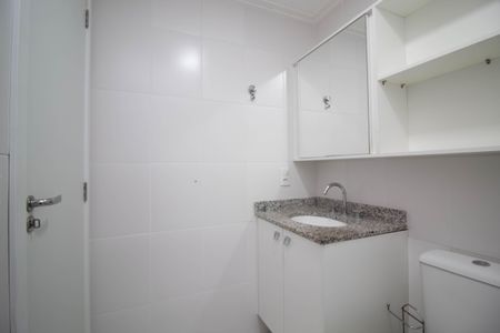 Apartamento para alugar com 68m², 2 quartos e 1 vagaBanheiro da Suíte