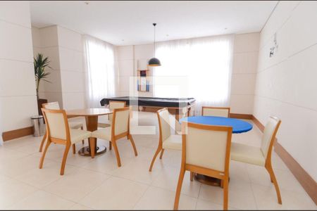 Apartamento para alugar com 68m², 2 quartos e 1 vaga Salão de festas