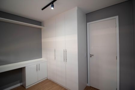 Apartamento para alugar com 68m², 2 quartos e 1 vagaQuarto 2 