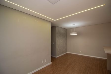Apartamento para alugar com 68m², 2 quartos e 1 vagaSala