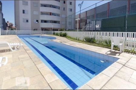 Apartamento à venda com 92m², 3 quartos e 2 vagas Apartamento à venda com 92m², 3 quartos e 2 vagasÁrea comum - Piscina