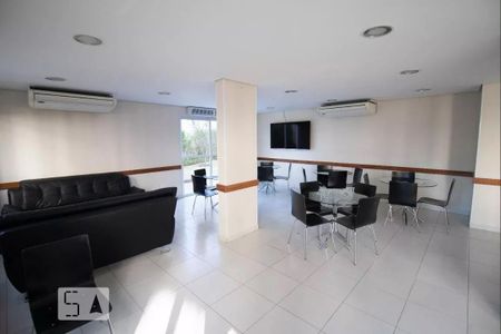 Apartamento à venda com 92m², 3 quartos e 2 vagas Apartamento à venda com 92m², 3 quartos e 2 vagasÁrea comum - Salão de festas