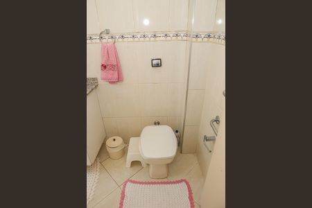 Apartamento para alugar com 70m², 2 quartos e sem vagaBanheiro