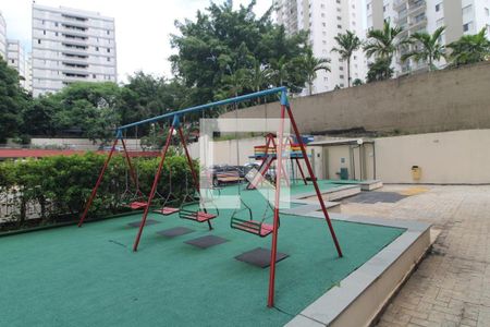 Apartamento para alugar com 77m², 2 quartos e 2 vagasPlayground