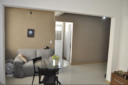 Apartamento para alugar com 2 quartos, 70m² em Lins de Vasconcelos, Rio de Janeiro