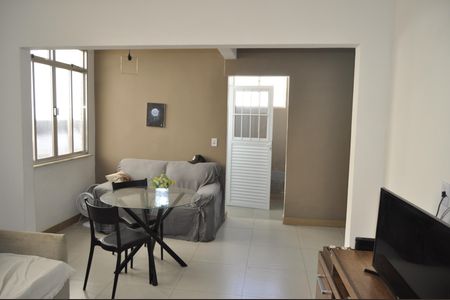 Apartamento para alugar com 2 quartos, 70m² em Lins de Vasconcelos, Rio de Janeiro