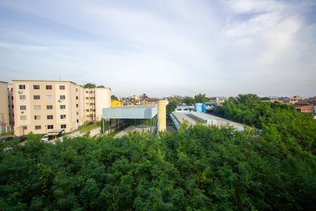 Vista da Sala de apartamento para alugar com 2 quartos, 42m² em Trindade, São Gonçalo