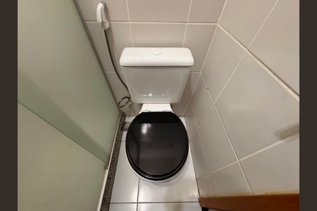 Casa de condomínio para alugar com 210m², 4 quartos e 2 vagasBanheiro Social