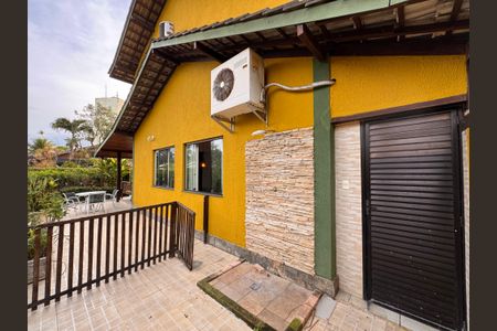 Casa de condomínio para alugar com 210m², 4 quartos e 2 vagasÁrea externa