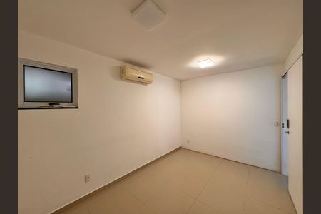 Casa de condomínio para alugar com 210m², 4 quartos e 2 vagasQuarto 3
