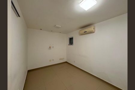 Casa de condomínio para alugar com 210m², 4 quartos e 2 vagasQuarto 3