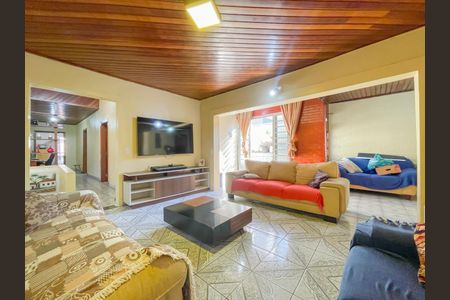Casa à venda com 200m², 3 quartos e 2 vagasSala