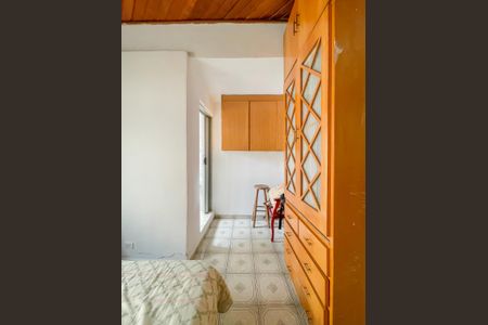 Casa à venda com 200m², 3 quartos e 2 vagasSuíte 2