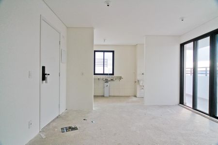 Sala de apartamento à venda com 3 quartos, 90m² em Vila Palmeiras, São Paulo