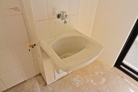 Apartamento para alugar com 90m², 3 quartos e 1 vagaÁrea de Serviço