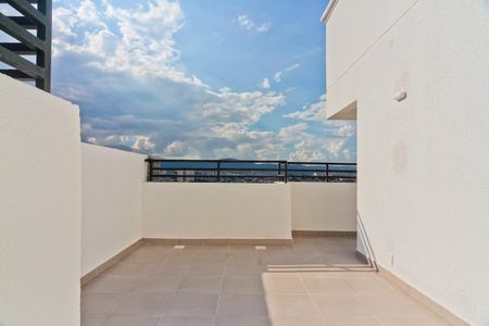 Apartamento para alugar com 90m², 3 quartos e 1 vagaVaranda